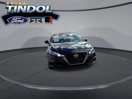 2022 Nissan Altima 2.0 SR