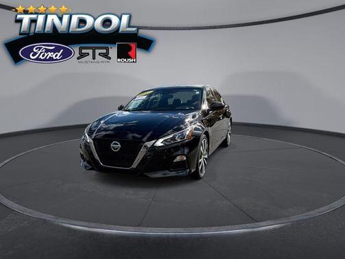 2022 Nissan Altima 2.0 SR