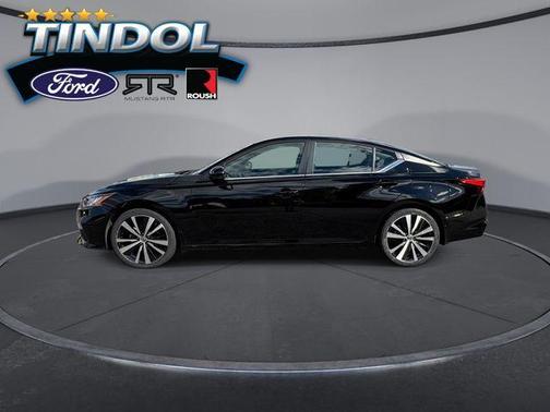 2022 Nissan Altima 2.0 SR