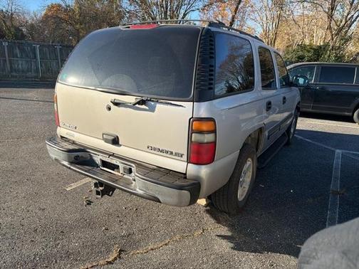 2004 Chevrolet Tahoe LS