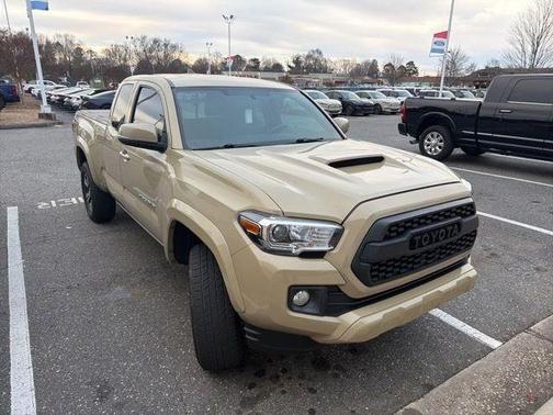 2016 Toyota Tacoma SR5