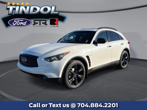 2017 INFINITI QX70 Base