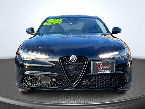 2020 Alfa Romeo Giulia Sport