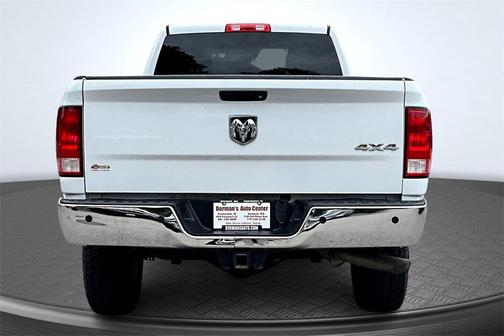 2017 RAM 2500 Tradesman Crew Cab 4x4 8' Box