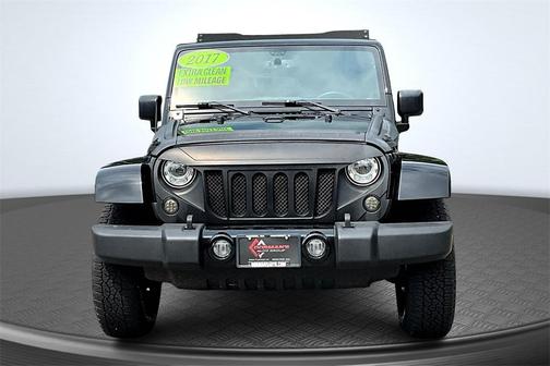 2017 Jeep Wrangler Unlimited Sahara
