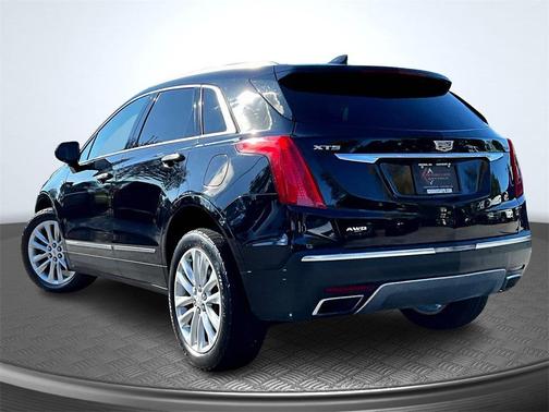 2017 Cadillac XT5 Platinum