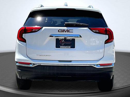 Summit White 2021 GMC Terrain SLT