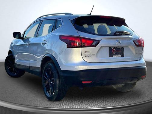 2017 Nissan Rogue Sport SV