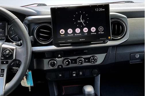 2018 Toyota Tacoma SR