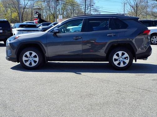 2020 Toyota RAV4 LE