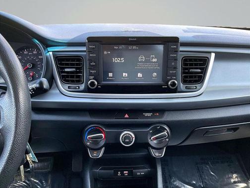 Clear White 2020 Kia Rio LX