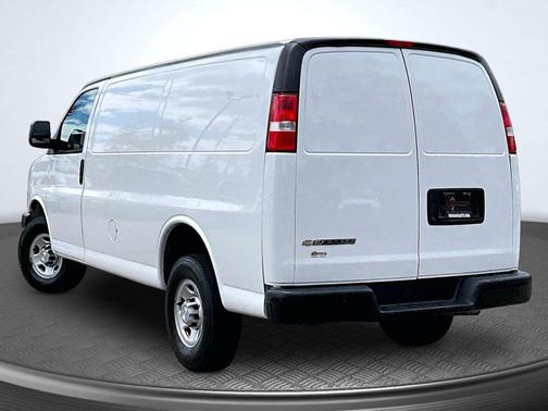 Summit White 2021 Chevrolet Express 2500 Work Van