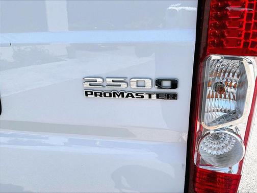 Bright White Clearcoat 2023 RAM ProMaster 2500 High Roof