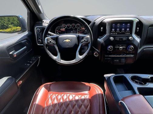 Black 2021 Chevrolet Silverado 1500 LT