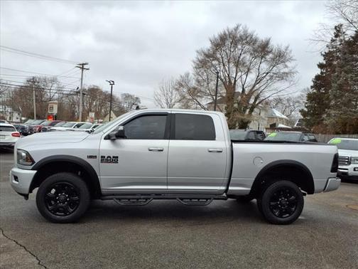 2017 RAM 2500 Big Horn Crew Cab 4x4 6'4' Box