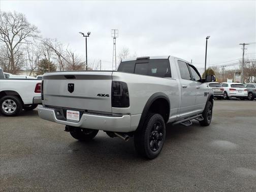 2017 RAM 2500 Big Horn Crew Cab 4x4 6'4' Box