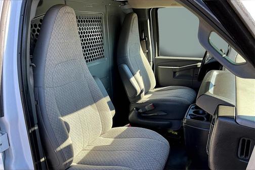 2020 Chevrolet Express 2500 RWD 2500 Regular Wheelbase WT