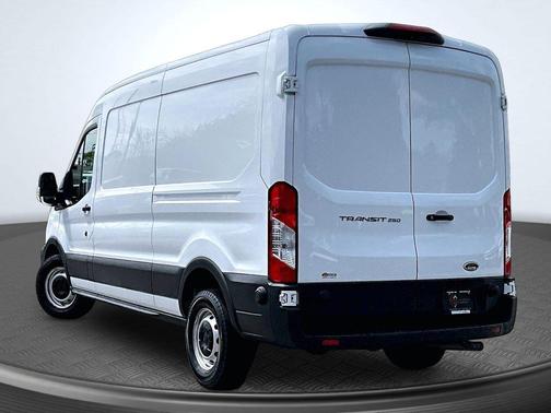 Oxford White 2020 Ford Transit-250 Base