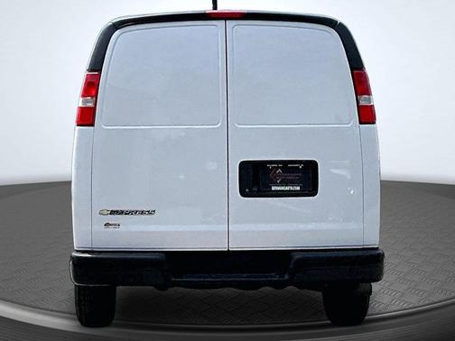 Summit White 2021 Chevrolet Express 2500 Work Van