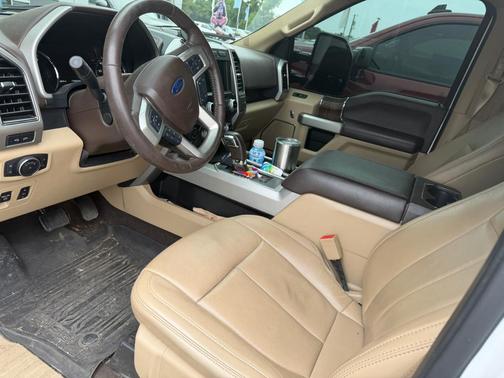 STAR WHITE METALLIC TRI-COAT 2020 Ford F-150 Lariat
