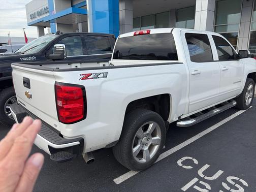 2018 Chevrolet Silverado 1500 2LT