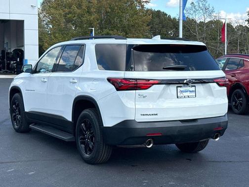 2022 Chevrolet Traverse LS