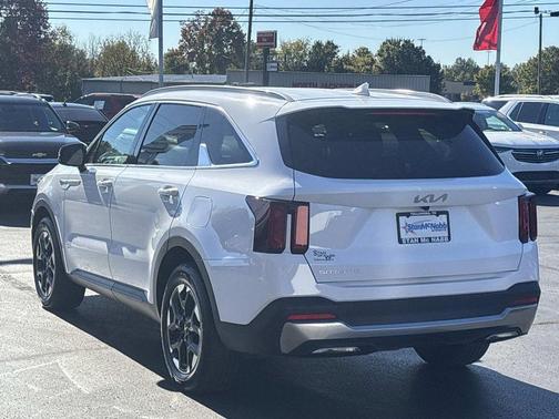 2025 Kia Sorento S