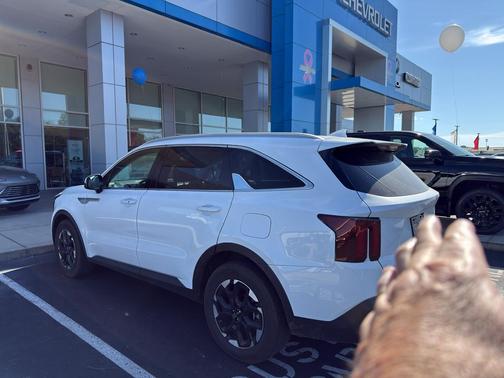 2025 Kia Sorento S