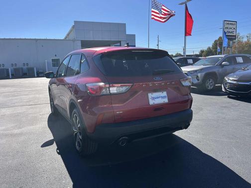 2021 Ford Escape SE