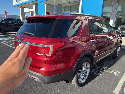 2017 Ford Explorer Limited