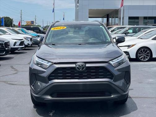 2022 Toyota RAV4 XLE