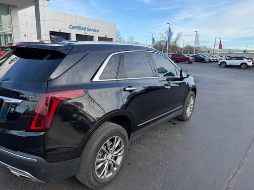 2023 Cadillac XT5 Premium Luxury