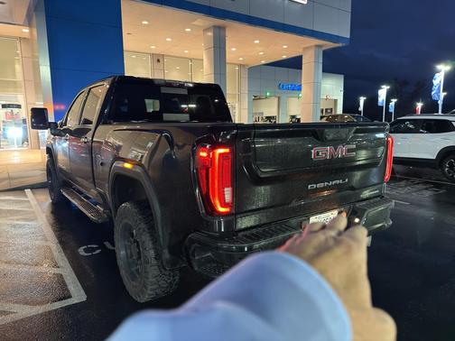 2020 GMC Sierra 2500 Denali