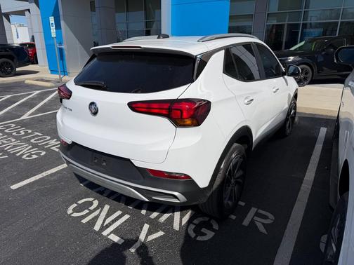 2022 Buick Encore GX Select