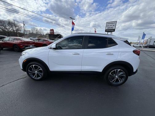 2022 Buick Encore GX Select