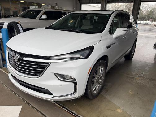 2024 Buick Enclave Essence FWD