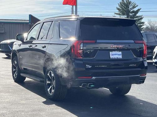 2026 GMC Yukon 4WD AT4