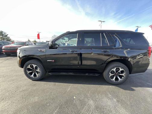 2026 GMC Yukon 4WD AT4