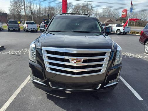 2019 Cadillac Escalade Luxury