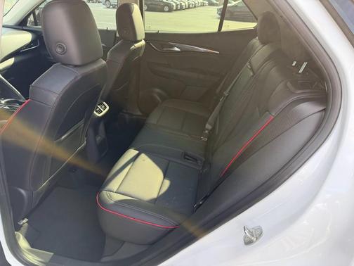 2023 Buick Envision Essence AWD