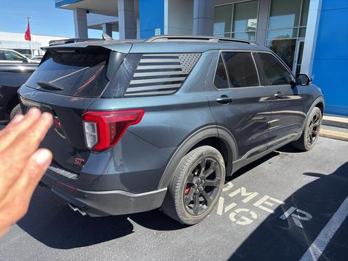 2022 Ford Explorer ST