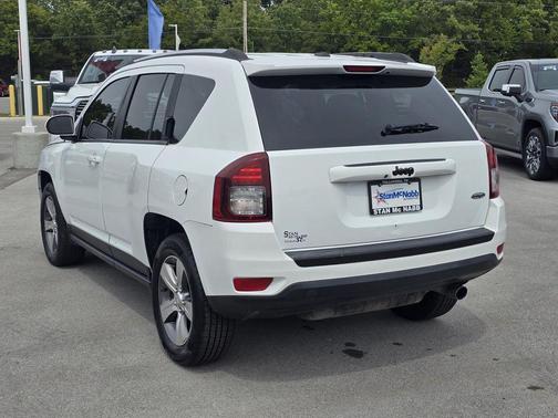 Bright White Clearcoat 2017 Jeep Compass High Altitude