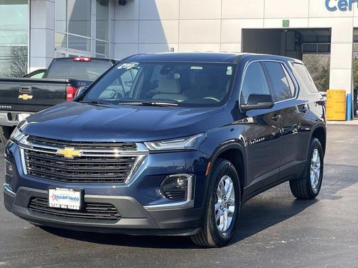2023 Chevrolet Traverse LS