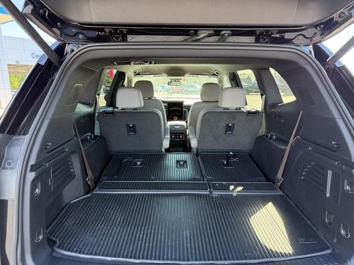 2024 GMC Acadia FWD Elevation