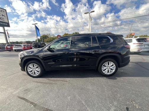 2024 GMC Acadia FWD Elevation