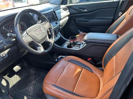 2020 GMC Acadia AWD AT4