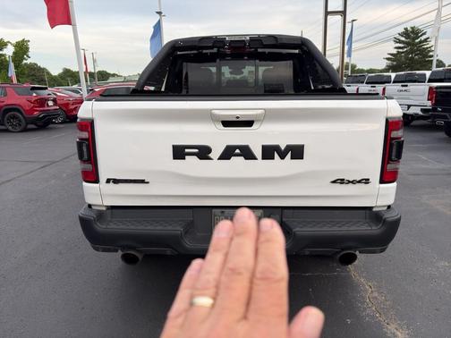 Bright White Clearcoat 2019 RAM 1500 Rebel