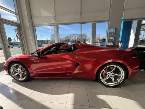 2026 Chevrolet Corvette E-Ray Convertible, 2LZ, RWD