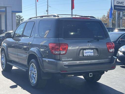 2005 Toyota Sequoia SR5