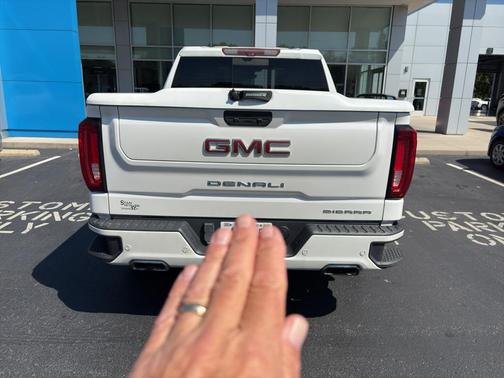 2021 GMC Sierra 1500 Denali